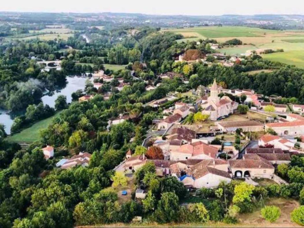 Ile De Malvy Villa Saint-Simeux Kültér fotó